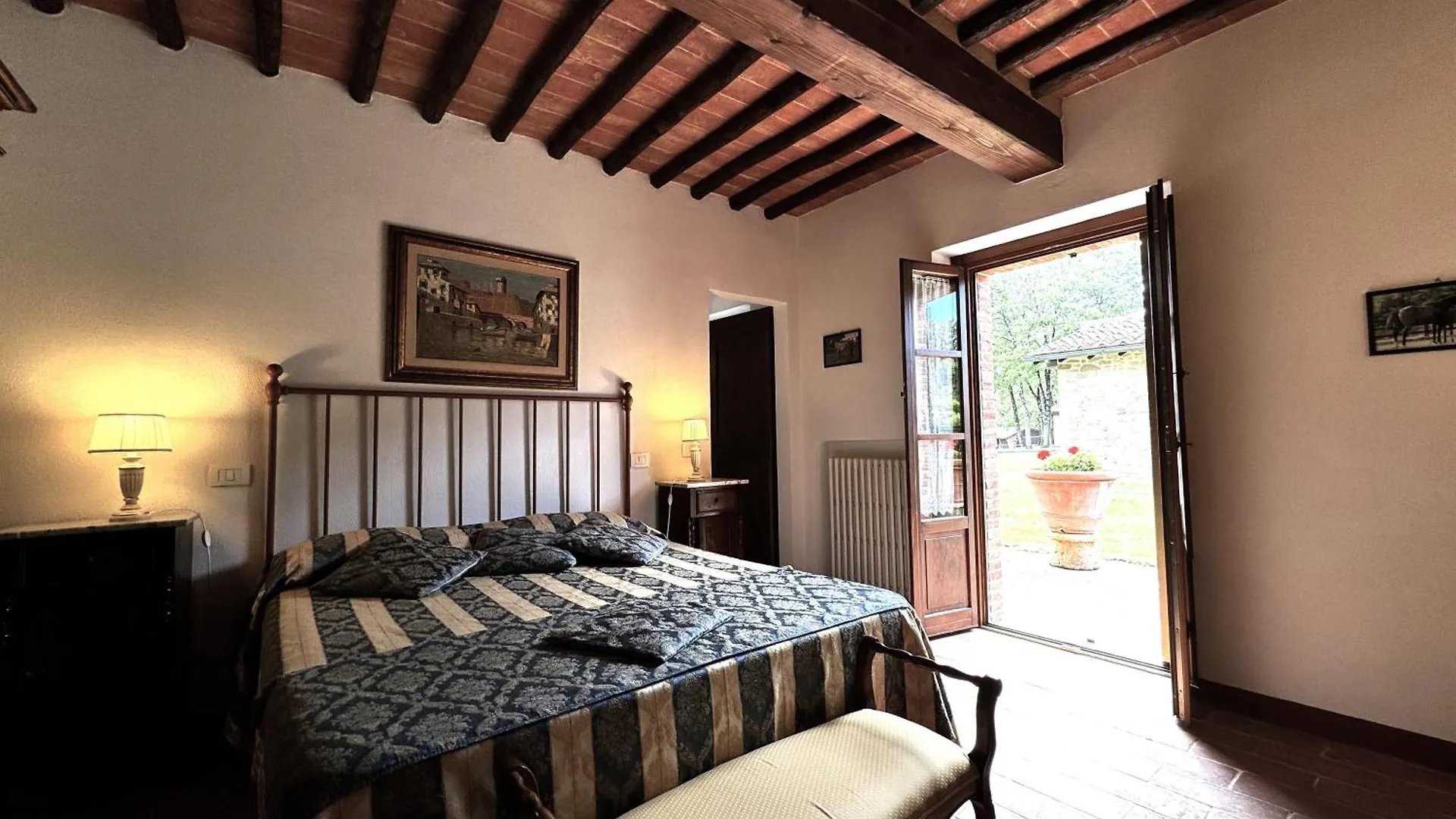 Farm stay Agriturismo Legi Toscana Pietraviva Italy