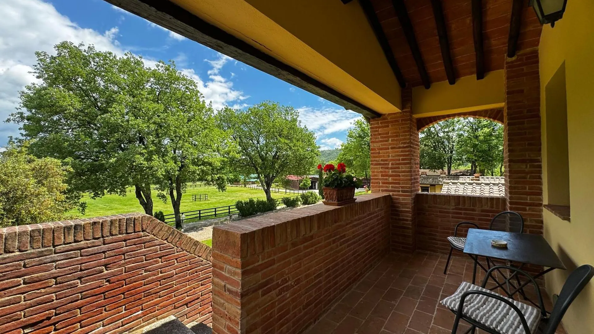 Agriturismo Legi Toscana Pietraviva